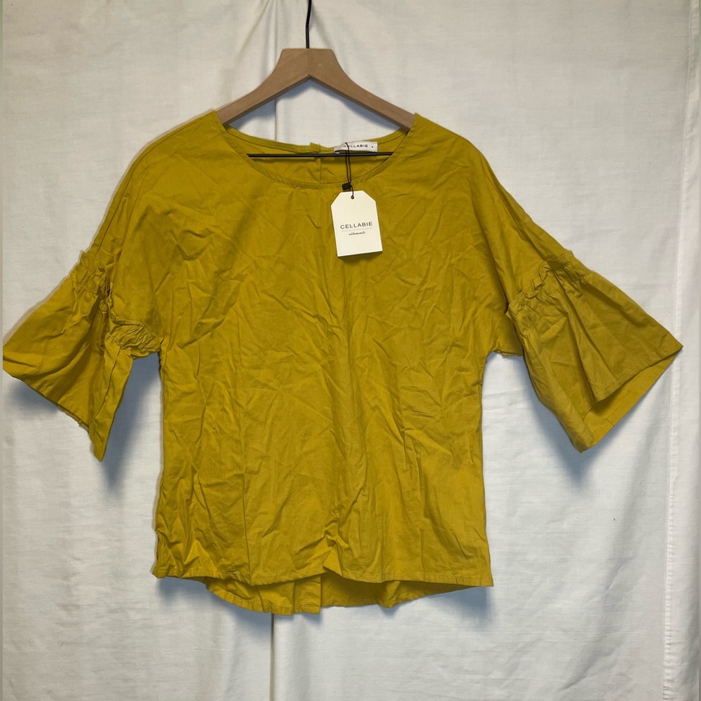 NWT Cellabie Flowy Top Size S